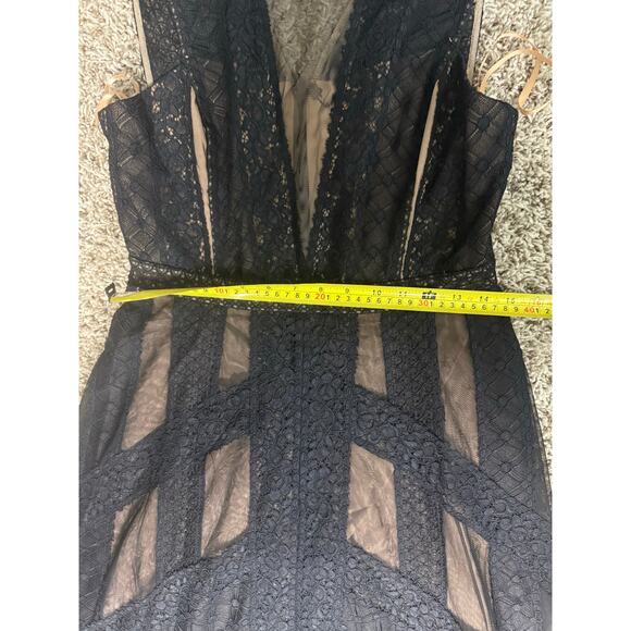 BCBG Max Azria Lace Mesh Evening Maxi Dress NWT Sz 8 Black Formal Gown - Picture 7 of 8